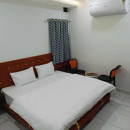 Hotel Shree Kedar Palace Ujjain Dış mekan fotoğraf
