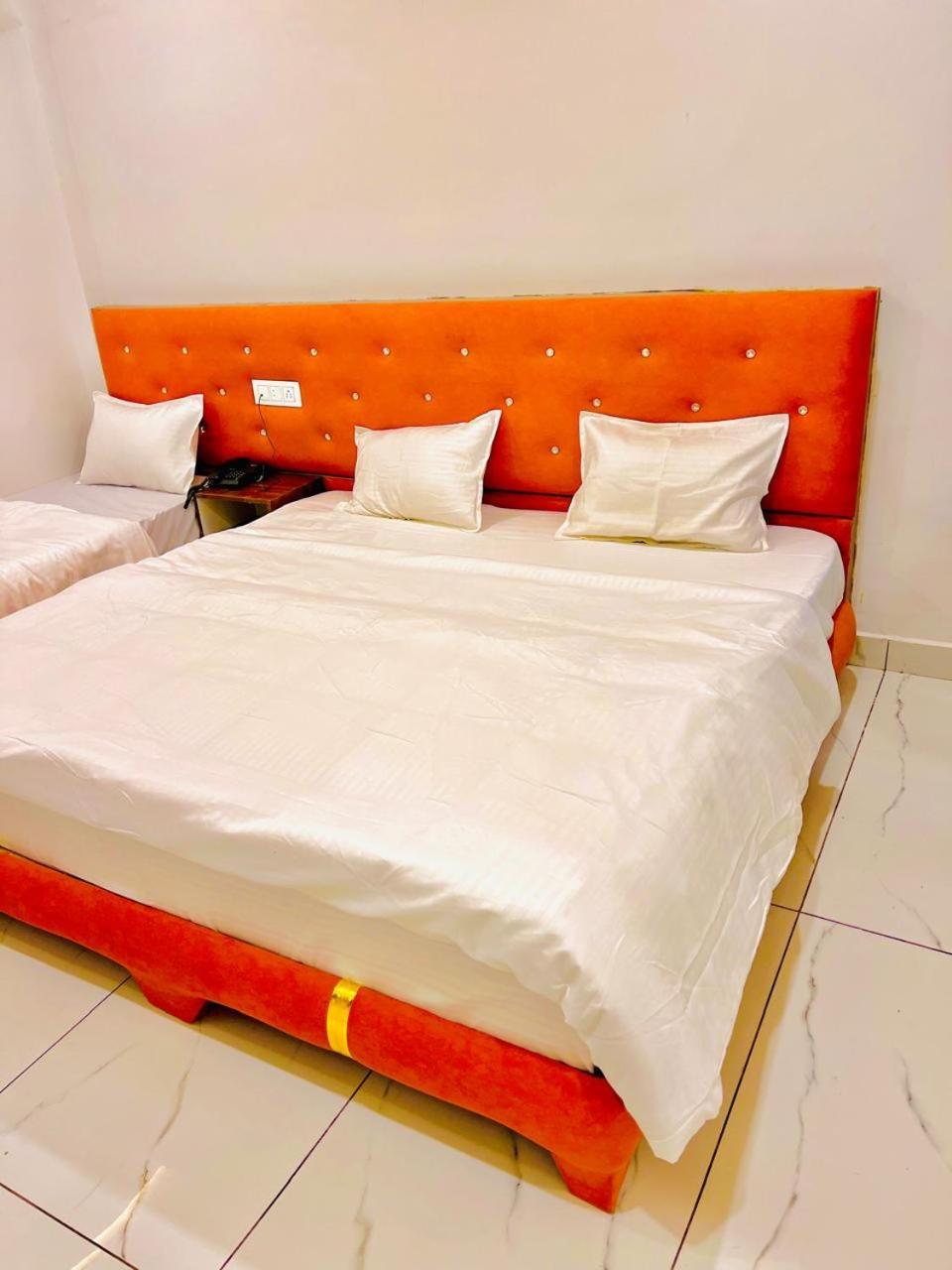 Hotel Shree Kedar Palace Ujjain Dış mekan fotoğraf